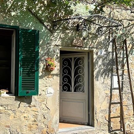 La Casina Del Bassotto Bagni di Lucca Exteriör bild